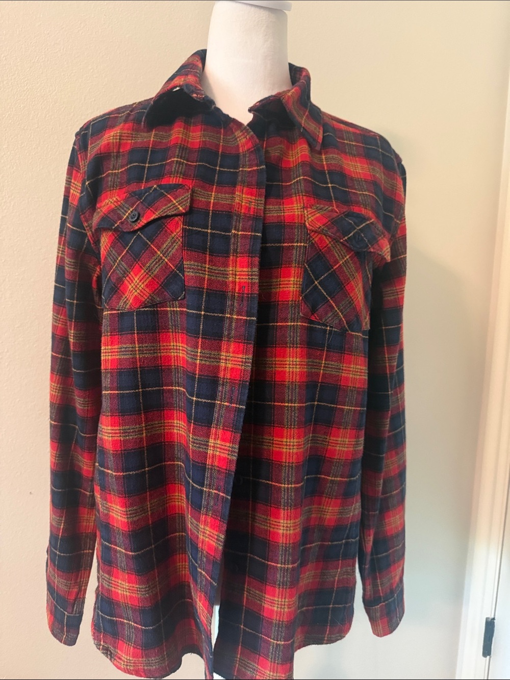 Soft Cozy Red and Navy Plaid Flannel Button-Up Shirt